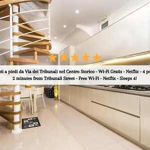 Centro Storico - Casa Con Wi-fi E 4 Posti Letto In Via Dei Tribunali Appartement Naples